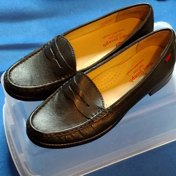 Marc Joseph Classic Black Leather Loafers - Picture 1 of 4